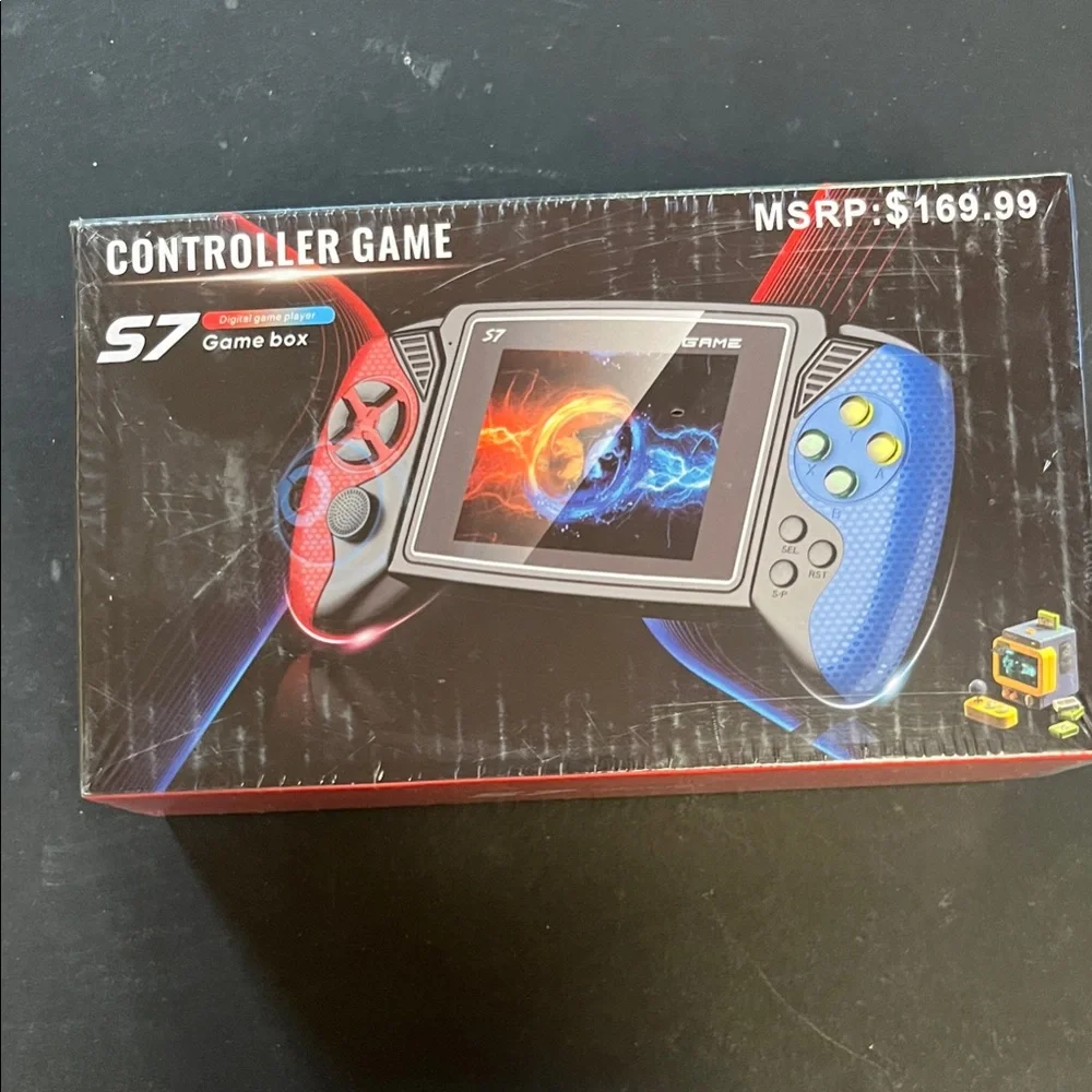 NWT.Game Box Handheld Console-Vibrant Red and Blue.620classic games. Box B